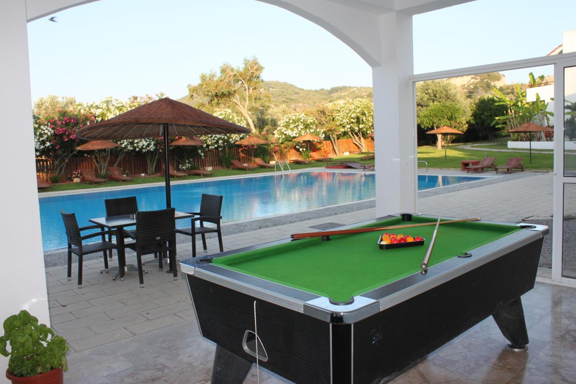 Hotel Vallian Village 3*