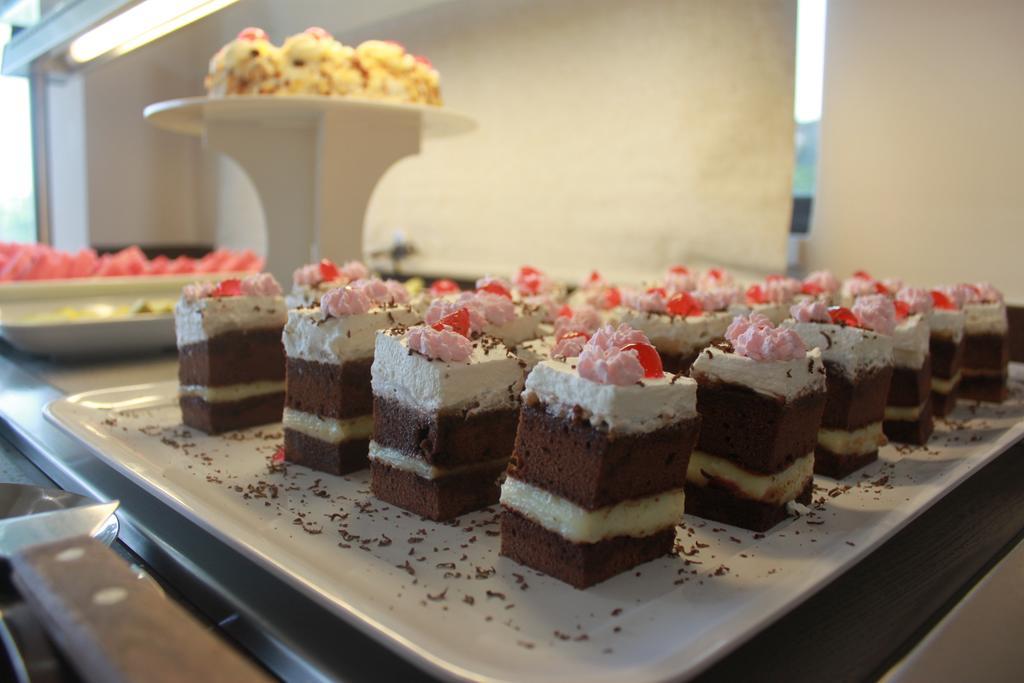 Hotel Vallian Village
