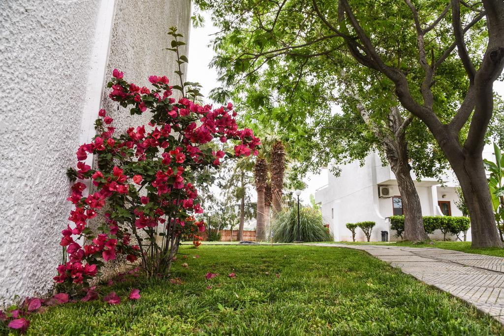Vallian Village 3*