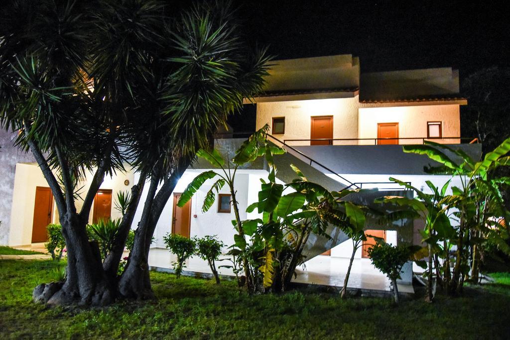 Vallian Village 3*
